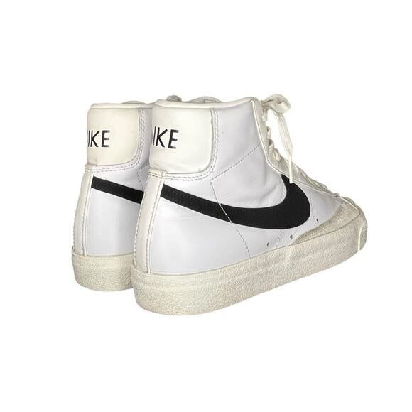 Nike Blazer Mid '77 Vintage Sneakers White/Black CZ1055-100 W8 - Picture 4 of 6